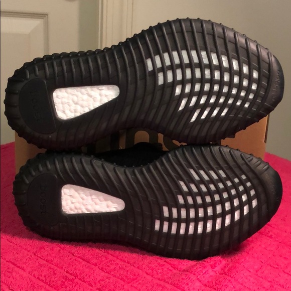 🔴SOLD🔴Yeezy Boost 350 - Picture 7 of 16